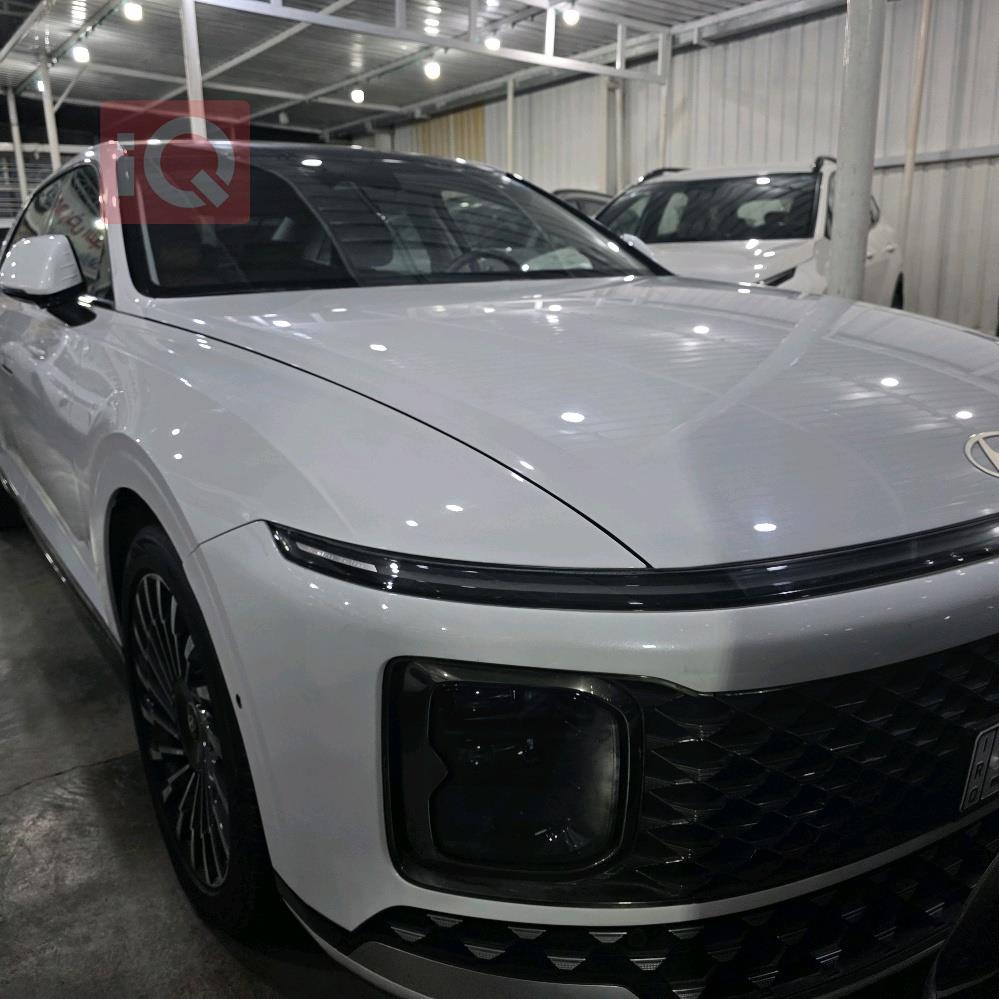 هیۆندای ازێرا